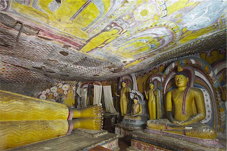 simsearch:841-06446692,k - Buddha statues in Cave 5 of Cave Temples, UNESCO World Heritage Site, Dambulla, North Central Province, Sri Lanka, Asia Stock Photo - Rights-Managed, Code: 841-06343752