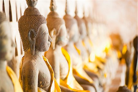 simsearch:614-06624688,k - Buddhas at Wat Si Saket, the oldest temple in Vientiane, Laos, Indochina, Southeast Asia, Asia Stock Photo - Rights-Managed, Code: 841-06445140