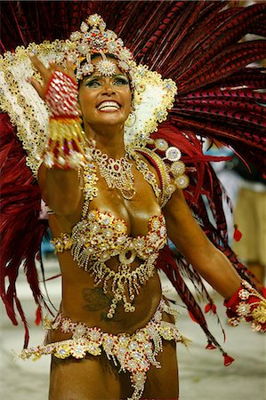 Défilé de carnaval sur le Sambodrome, Rio de Janeiro, au Brésil, en Amérique du Sud Photographie de stock - Rights-Managed, Code: 841-06446341