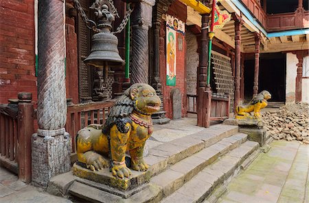 Lion statue, Patan, Bagmati, Central Region (Madhyamanchal), Nepal, Asia Stock Photo - Rights-Managed, Code: 841-06446542