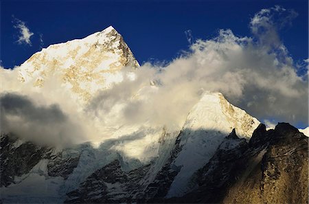 simsearch:841-06446529,k - Nuptse seen from Kala Patthar, Sagarmatha National Park, UNESCO World Heritage Site, Solukhumbu District, Sagarmatha, Eastern Region (Purwanchal), Nepal, Himalayas, Asia Stock Photo - Rights-Managed, Code: 841-06446624