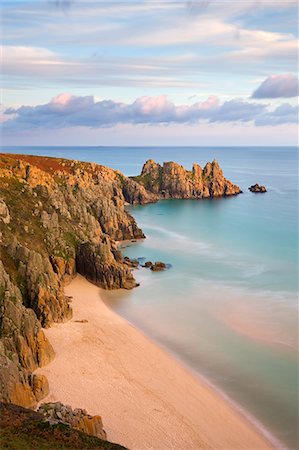 simsearch:841-07081935,k - Pednvounder Beach and Logan Rock from Treen Cliff, Treen, Porthcurno, Cornwall, England, United Kingdom, Europe Stock Photo - Rights-Managed, Code: 841-06447502