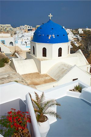 simsearch:841-05960033,k - Church with blue dome, Fira, Thira, Santorini, Cyclades, Greek Islands, Greece, Europe Stock Photo - Rights-Managed, Code: 841-06448558