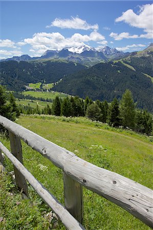 simsearch:841-06448891,k - View from Col Alto, Corvara, Badia Valley, Bolzano Province, Trentino-Alto Adige/South Tyrol, Italian Dolomites, Italy, Europe Stock Photo - Rights-Managed, Code: 841-06448772