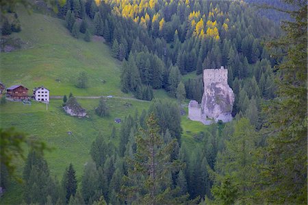simsearch:841-07082113,k - Castle, Passo Tre Croci, Belluno Province, Veneto, Italian Dolomites, Italy, Europe Stock Photo - Rights-Managed, Code: 841-06448795