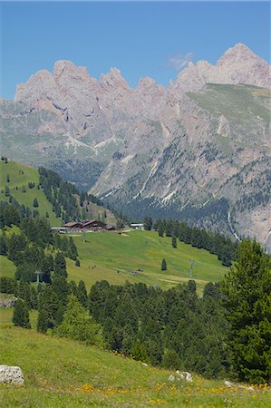 simsearch:841-06448891,k - Sella Pass, Trento and Bolzano Provinces, Italian Dolomites, Italy, Europe Stock Photo - Rights-Managed, Code: 841-06448833
