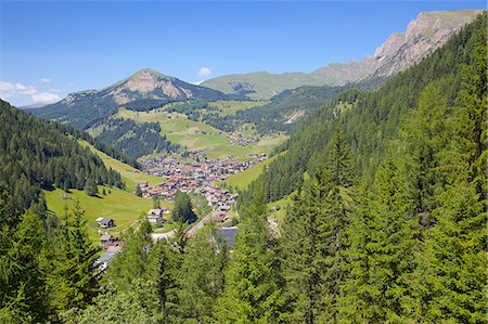simsearch:841-06448891,k - View over town, Selva Gardena, Gardena Valley, Bolzano Province, Trentino-Alto Adige/South Tyrol, Italian Dolomites, Italy, Europe Stock Photo - Rights-Managed, Code: 841-06448855