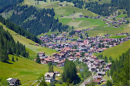 simsearch:841-06448891,k - View over town, Selva Gardena, Gardena Valley, Bolzano Province, Trentino-Alto Adige/South Tyrol, Italian Dolomites, Italy, Europe Stock Photo - Rights-Managed, Code: 841-06448856