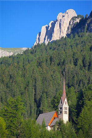 simsearch:841-07081444,k - Church overlooked by Ciampedie Mountains, Vigo di Fassa, Fassa Valley, Trento Province, Trentino-Alto Adige/South Tyrol, Italian Dolomites, Italy, Europe Stock Photo - Rights-Managed, Code: 841-06448884