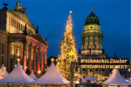Christmas market outside the Opera House, Gendarmenmarkt, Berlin, Germany, Europe Stock Photo - Rights-Managed, Code: 841-06449514