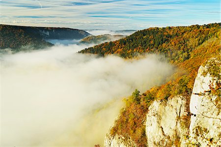 simsearch:841-06500564,k - View from Eichfelsen of the Donautal (Danube Valley), near Beuron, Baden-Wurttemberg, Germany, Europe Stock Photo - Rights-Managed, Code: 841-06500596