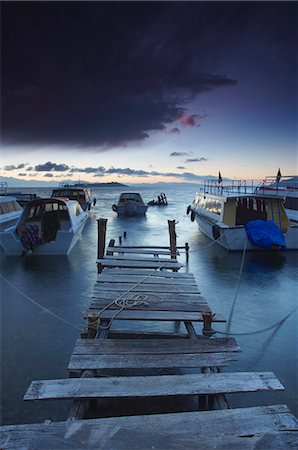 simsearch:862-07495921,k - Pier on Isla del Sol (Island of the Sun) at dawn, Lake Titicaca, Bolivia, South America Foto de stock - Con derechos protegidos, Código: 841-06501797