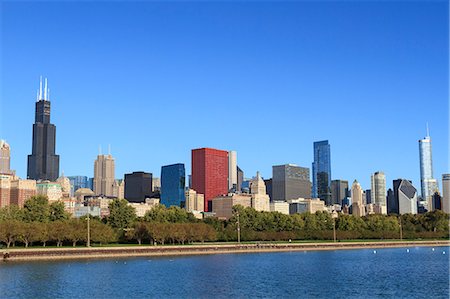 skyline chicago day - Chicago skyline and Lake Michigan with the Willis Tower, formerly the Sears Tower on the left, Chicago, Illinois, United States of America, North America Stock Photo - Rights-Managed, Code: 841-06502041