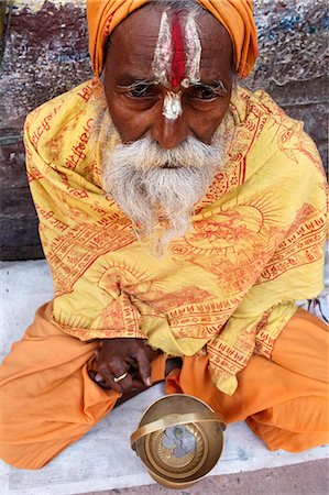 rupee - Holy man begging outside a temple, Vrindavan, Uttar Pradesh, India, Asia Stock Photo - Rights-Managed, Code: 841-06502194