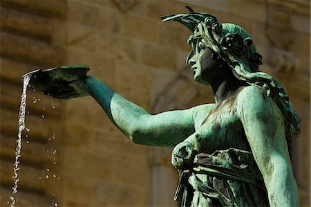 fountain - Neo-renaissance statue in a fountain at the Hamburg Rathaus (City Hall), opened 1886, Hamburg, Germany, Europe Photographie de stock - Rights-Managed, Code: 841-06502621