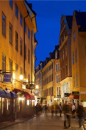 simsearch:841-06804846,k - Busy street at dusk, Gamla Stan, Stockholm, Sweden, Scandinavia, Europe Stock Photo - Rights-Managed, Code: 841-06502838