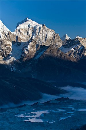 peak - View from Gokyo Ri, 5300 metres, Dudh Kosi Valley, Solu Khumbu (Everest) Region, Nepal, Himalayas, Asia Stock Photo - Rights-Managed, Code: 841-06503161