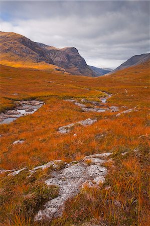 simsearch:841-06449943,k - Looking towards the Three Sisters in the Pass of Glen Coe, Scotland, United Kingdom, Europe Stock Photo - Rights-Managed, Code: 841-06503271