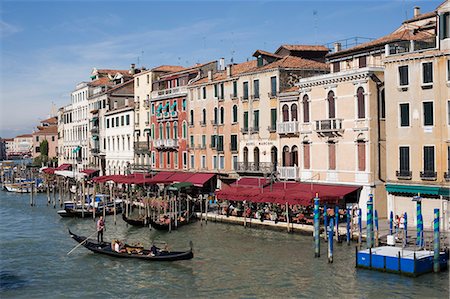 View of the Grand Canal from the Rialto Bridge, Venice, UNESCO World Heritage Site, Veneto, Italy, Europe Stock Photo - Rights-Managed, Code: 841-06616611