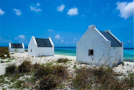 slavery - Slave huts in Bonaire, ABC Islands, Netherlands Antilles, Caribbean, Central America Photographie de stock - Rights-Managed, Code: 841-06616786