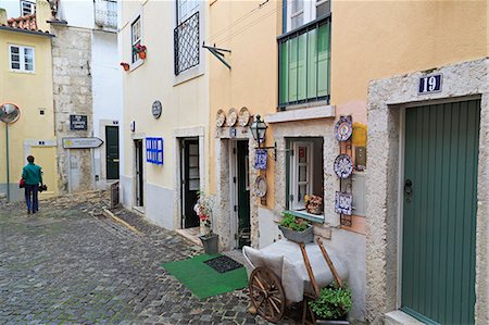 portugal - Store outside St. George's Castle, Castelo District, Lisbon, Portugal, Europe Stock Photo - Rights-Managed, Code: 841-06806629