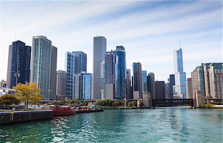City skyline from the Chicago River, Chicago, Illinois, United States of America, North America Stock Photo - Rights-Managed, Code: 841-06807039