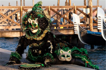 Masks at Venice Carnival in St. Mark's Square, Venice, Veneto, Italy, Europe Stock Photo - Rights-Managed, Code: 841-06807355