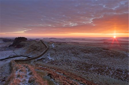 fortress - Sunrise and Hadrian's Wall National Trail in winter, looking to Housesteads Fort, Hadrian's Wall, UNESCO World Heritage Site, Northumberland, England, United Kingdom, Europe Stock Photo - Rights-Managed, Code: 841-06807520