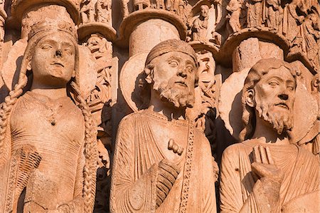 simsearch:841-07084298,k - Stone figures adorning the west front of Chartres Cathedral, UNESCO World Heritage Site, Chartres, Eure-et-Loir, Centre, France, Europe Stock Photo - Rights-Managed, Code: 841-06807864