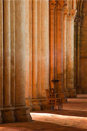 simsearch:841-07084298,k - Solitude inside Saint Pierre church abbey in Chartres, Eure-et-Loir, Centre, France, Europe Stock Photo - Rights-Managed, Code: 841-06807874