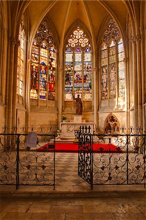 simsearch:841-07084298,k - A small chapel inside Vendome Abbey, Loir-et-Cher, Centre, France, Europe Stock Photo - Rights-Managed, Code: 841-06807877