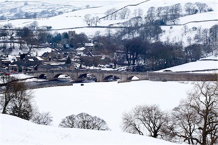 rivers and trees in winter - Burnsall in winter, Wharfedale, Yorkshire, England, United Kingdom, Europe Stock Photo - Rights-Managed, Code: 841-07084076