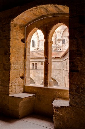 simsearch:841-06807616,k - Looking through a window in the Palais de Papes, the palace home to the Sovereign Pontiffs in the 14th century, UNESCO World Heritage Site, Avignon, Vaucluse, France, Europe Stock Photo - Rights-Managed, Code: 841-07084270