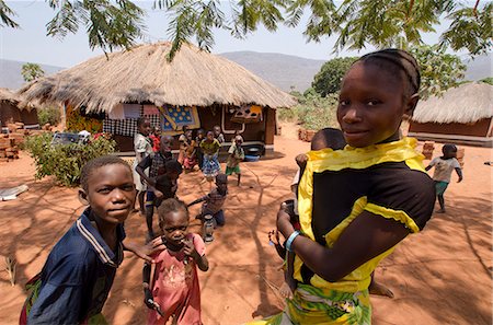 African girl in village with baby, Talpia, Zambia, Africa Stock Photo - Rights-Managed, Code: 841-07084357