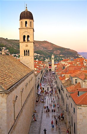 simsearch:841-06341441,k - Franciscan Monastery and Stradun, Old city, UNESCO World Heritage Site, Dubrovnik, Croatia, Europe Stock Photo - Rights-Managed, Code: 841-07081006