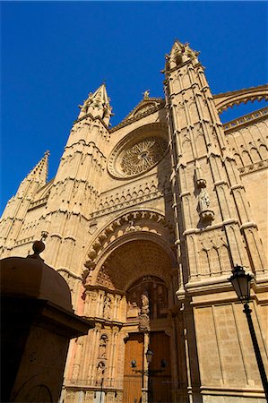 simsearch:841-07083026,k - The Cathedral of Santa Maria of Palma, Palma, Mallorca, Spain, Europe Photographie de stock - Rights-Managed, Code: 841-07081078