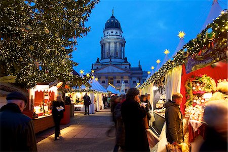 Xmas Market, French Cathedral, Gendarmenmarkt, Berlin, Germany, Europe Stock Photo - Rights-Managed, Code: 841-07081302