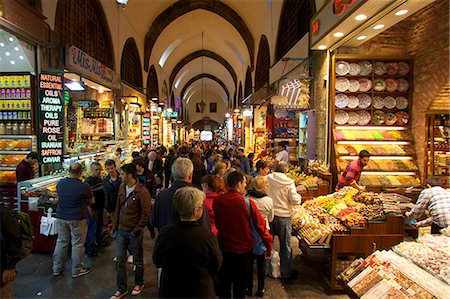 simsearch:841-07081180,k - Spice Bazaar, Istanbul, Turkey, Europe Stock Photo - Rights-Managed, Code: 841-07081330
