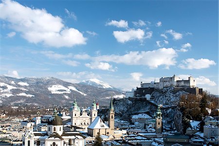 The Altstadt skyline including Salzburg Cathedral, Franziskaner Kirche and Fortress Hohensalzburg behind, Salzburg, Austria, Europe Stock Photo - Rights-Managed, Code: 841-07081418