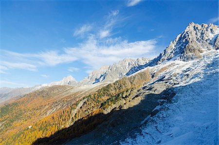 simsearch:841-06446529,k - Autumn colours in Chamonix Valley, Chamonix, Haute-Savoie, French Alps, France, Europe Stock Photo - Rights-Managed, Code: 841-07082146
