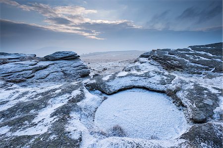 simsearch:841-07082971,k - Snow dusted Kes Tor showing Dartmoor's largest rock basin, Dartmoor National Park, Devon, England, United Kingdom, Europe Stock Photo - Rights-Managed, Code: 841-07082985