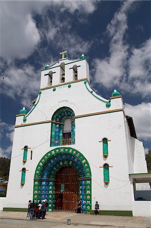 simsearch:841-07083026,k - The Church of San Juan Bautista, founded in 1797, San Juan Chamula, Chiapas, Mexico, North America Photographie de stock - Rights-Managed, Code: 841-07083028