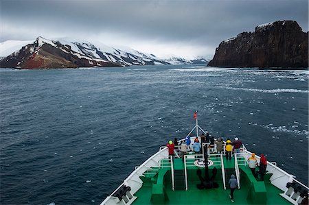 person cruise ship - Cruise ship approaching Deception Island, South Shetland Islands, Antarctica, Polar Regions Stock Photo - Rights-Managed, Code: 841-07083597