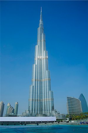 dubai - Burj Khalifa tower, at 828m the highest tower in the world, Dubai, United Arab Emirates, Middle East Stock Photo - Rights-Managed, Code: 841-07083867