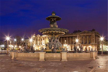 fountain - Fountain at Place de la Concorde, Paris, Ile de France, France, Europe Photographie de stock - Rights-Managed, Code: 841-07204442