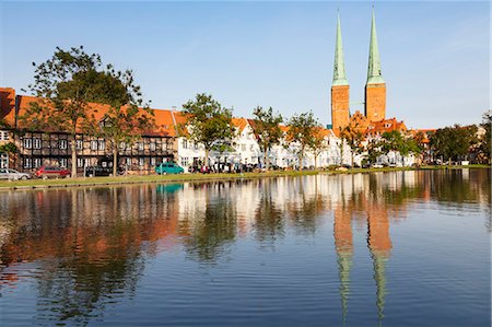 simsearch:841-03868215,k - Cathedral reflected in the River Trave, Stadttrave, Lubeck, Schleswig Holstein, Germany, Europe Stock Photo - Rights-Managed, Code: 841-07204733