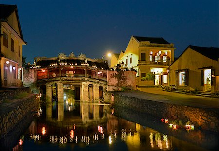 Japanese Bridge, Hoi An, UNESCO World Heritage Site, Vietnam, Indochina, Southeast Asia, Asia Stock Photo - Rights-Managed, Code: 841-07205084