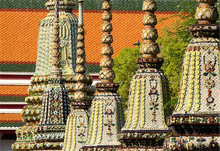 Chedis from the early Rattanakosin period at Wat Pho (Wat Phra Chetuphon), Bangkok, Thailand, Southeast Asia, Asia Stock Photo - Rights-Managed, Code: 841-07205100