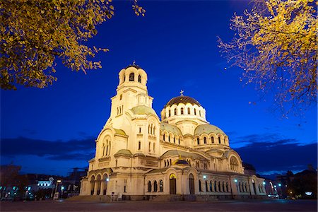 simsearch:841-07084298,k - Aleksander Nevski Memorial Church, Sofia, Bulgaria, Europe Stock Photo - Rights-Managed, Code: 841-07205294