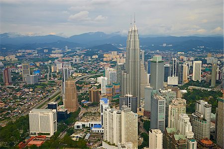 simsearch:841-06447202,k - City and Petronas Towers, KLCC (Kuala Lumpur City Center), Kuala Lumpur, Malaysia, Southeast Asia, Asia Stock Photo - Rights-Managed, Code: 841-07206294